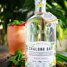 Load image into Gallery viewer, WHITE SPICED Rum - 70cl bottle