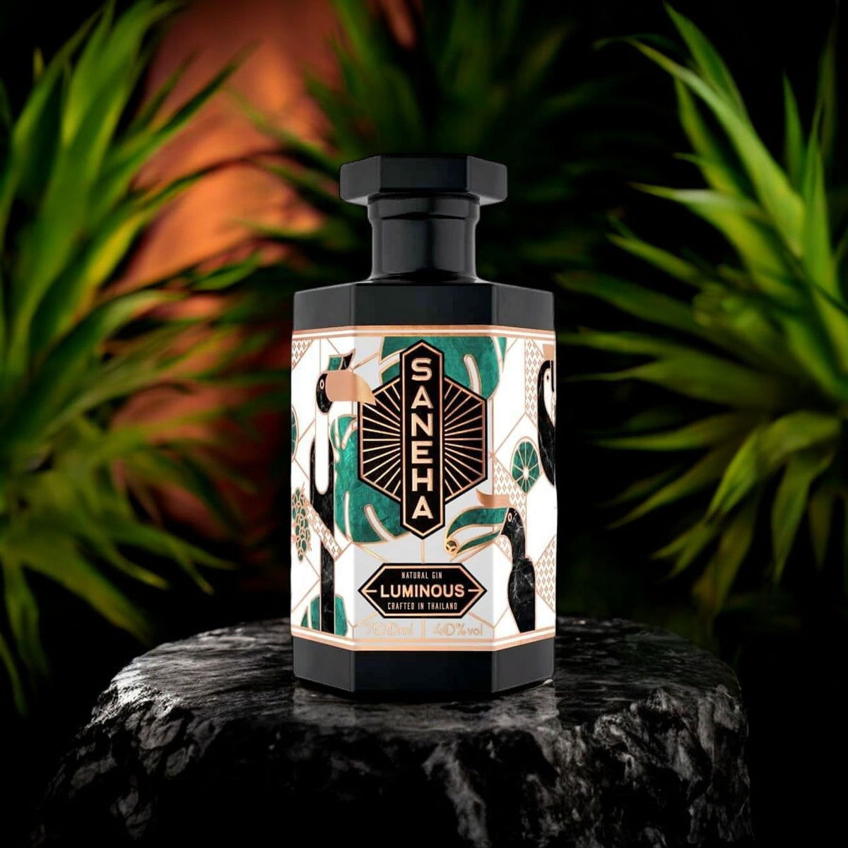 SANEHA LUMINOUS Gin — photo de présentation